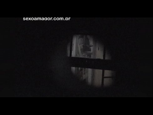 ❤️ Ka hopukina pukutia a Blondie e tetahi kaitirotiro takiwa e huna ana i muri i nga pereki tuwhera ️ Sex i porn mi.pornmega.ru ﹏